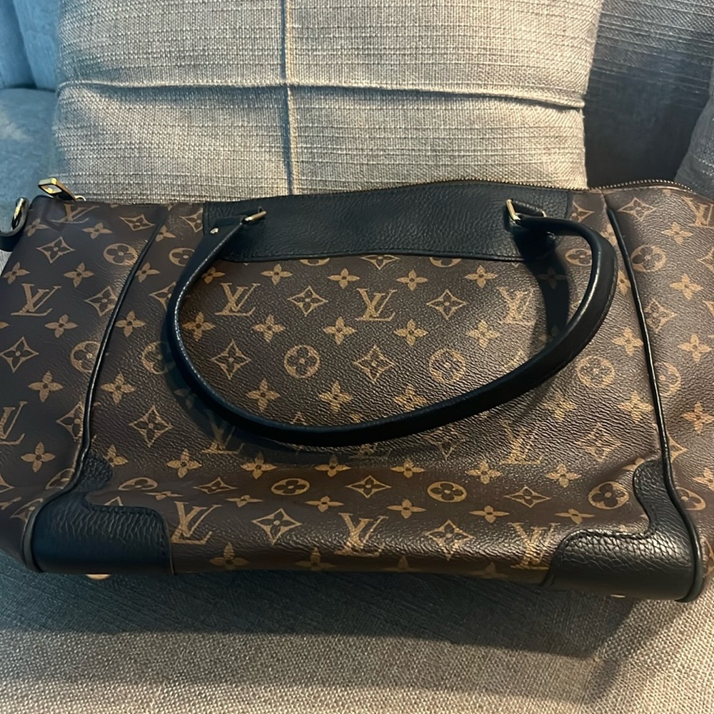 Medium size original lv bag